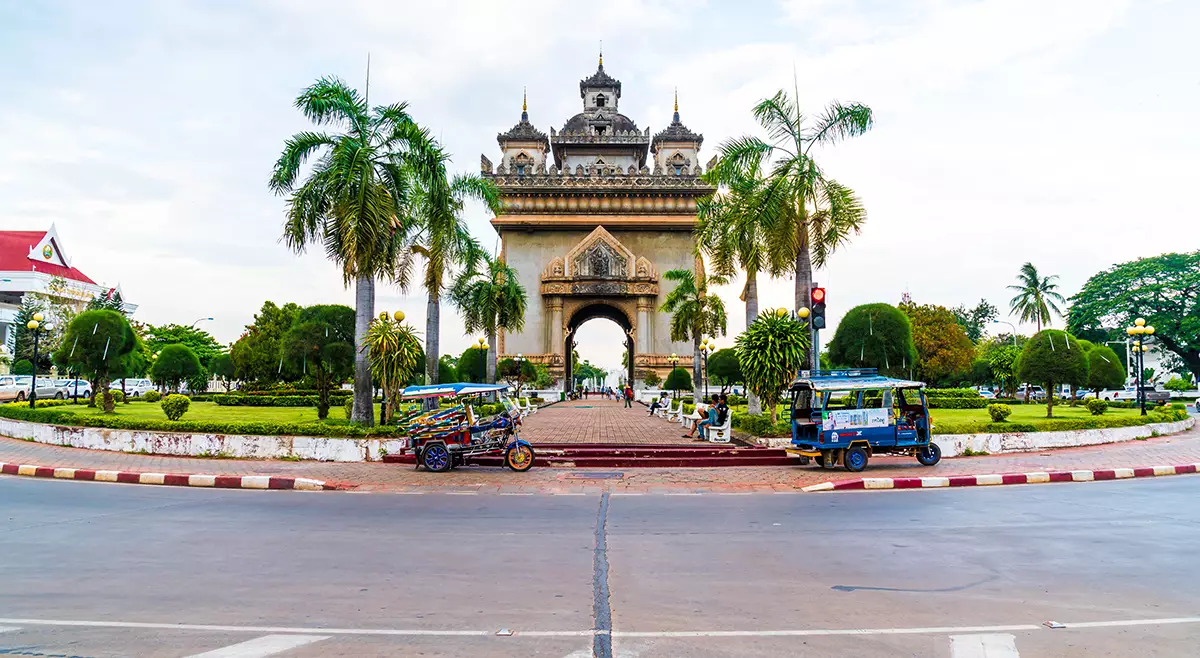 Travel to Laos from Thailand